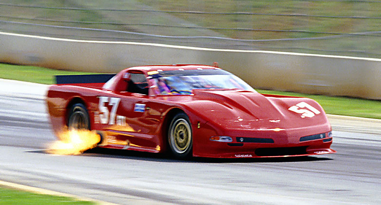 Vette_flame_zoom.jpg (90426 bytes)